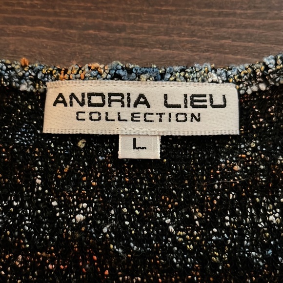 Sleeveless Sweater Top Size Large (one flaw) - Picture 6 of 7